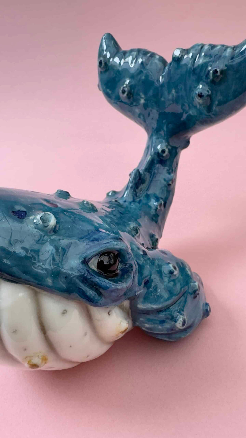 Ballena escultura acabado brillante image 3