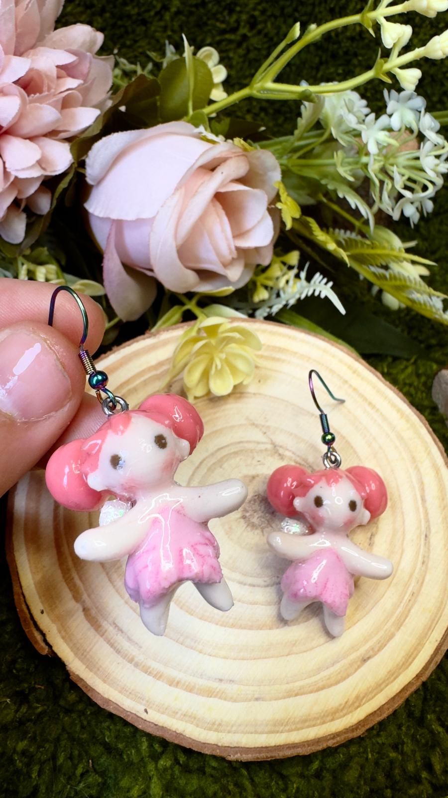 Pendientes hadas rosas acabado brillo image 0