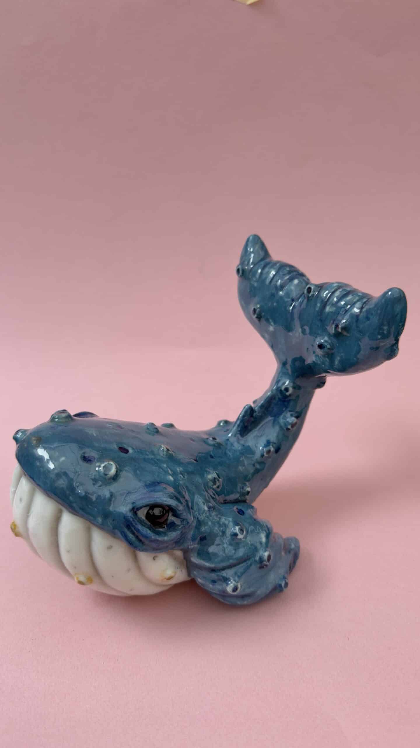 Ballena escultura acabado brillante image 0