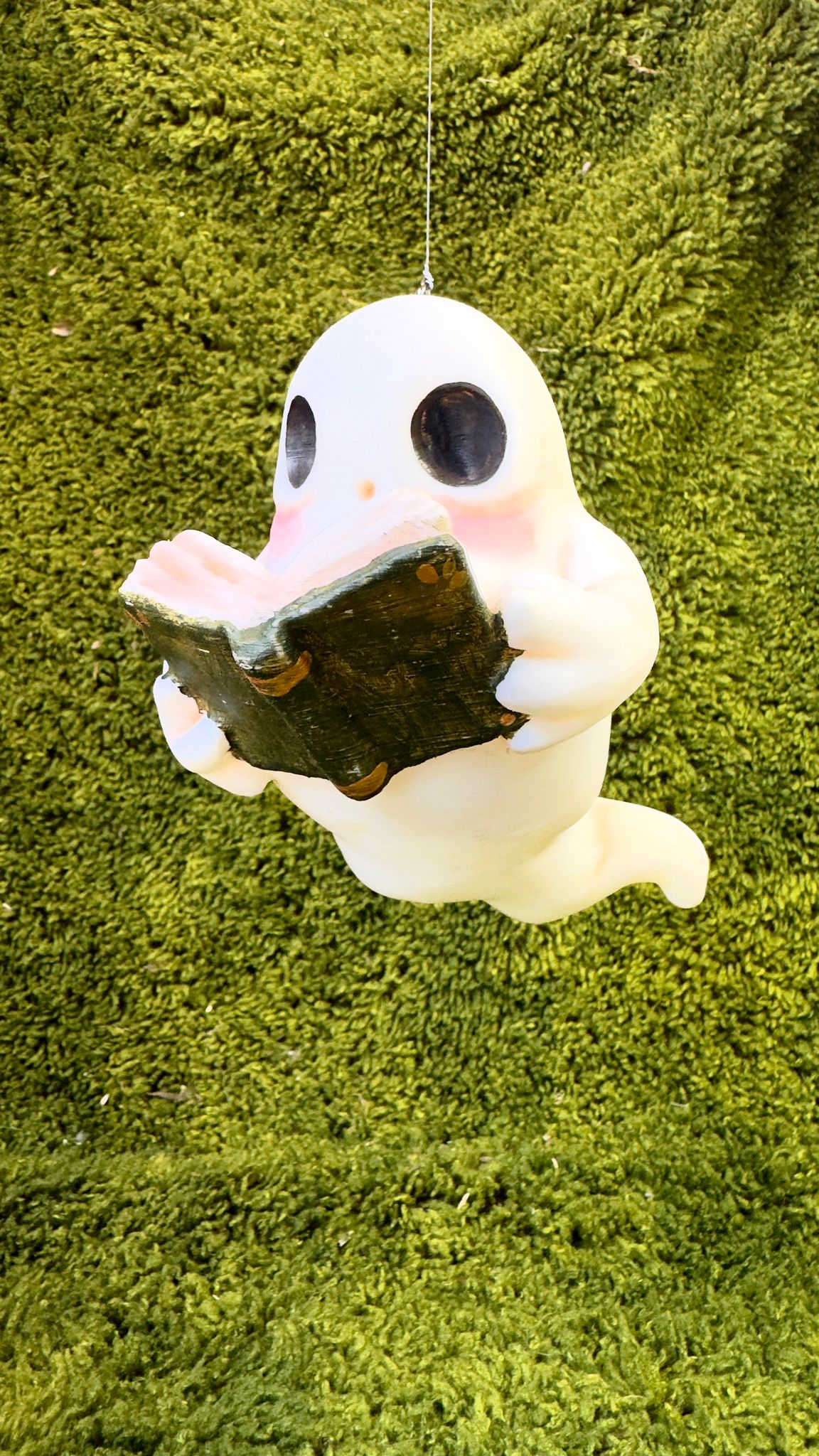 Arttoy Fantasma lector libro verde image 0