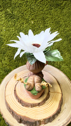Mandrágora margarita blanca y labubu image 3