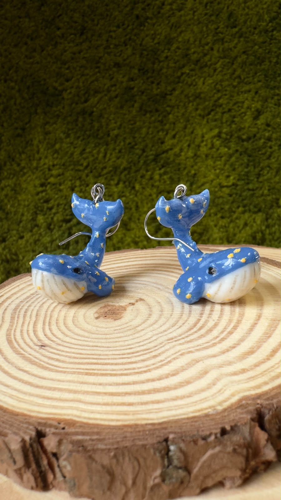Pendientes Ballena azul
