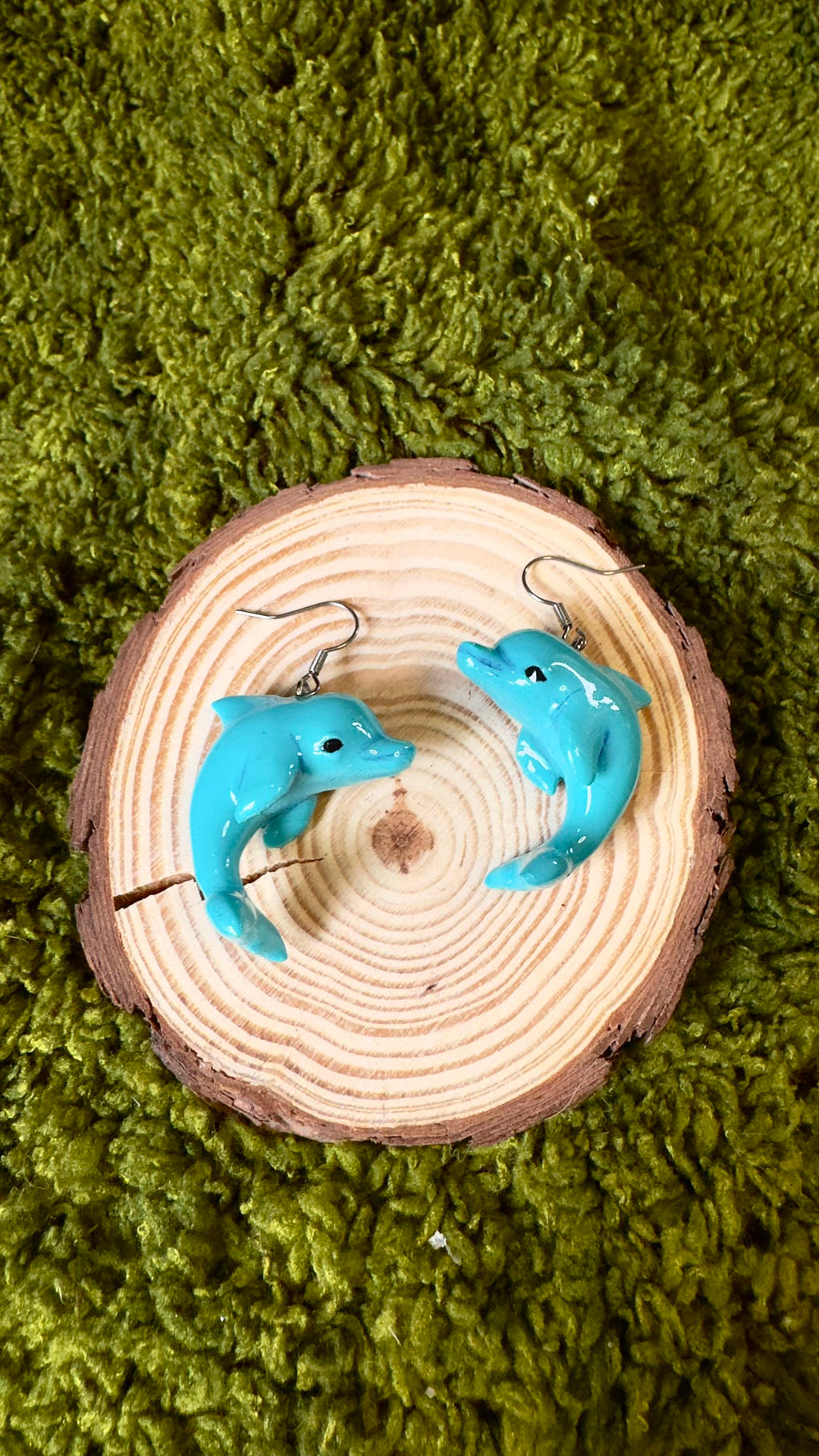 Pendientes delfines