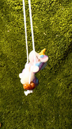 Colgante Unicornio en columpio image 1